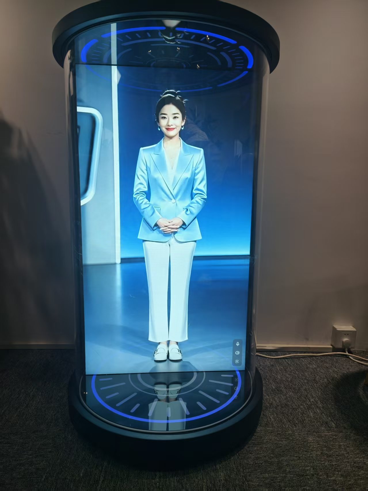 数字人交互一体机怎么选？这3个核心指标决定体验