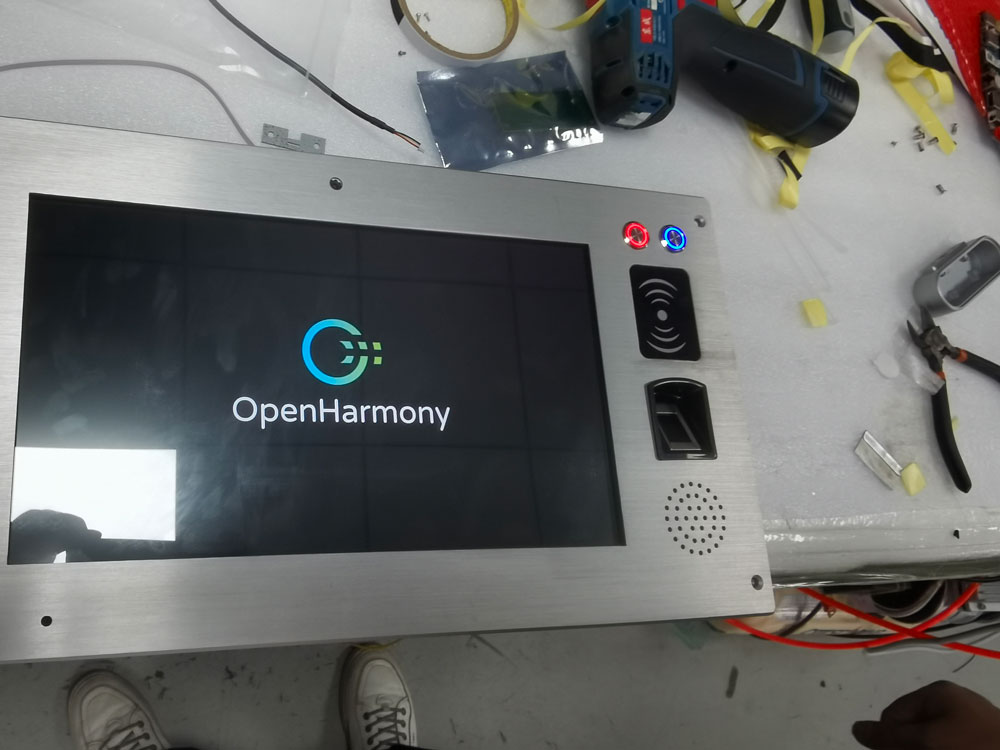 蓝速科技｜OpenHarmony信创安防工控终端全自研国产软硬件(图1)